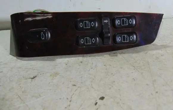 Mercedes-Benz S W220 Quarter vent window switch 