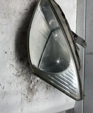 Ford Focus Headlight/headlamp XS4X0457A