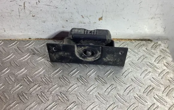 Mercedes-Benz GL X164 Jacking socket point A1646900509