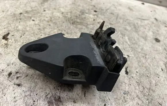 Renault Trafic II (X83) Loading door lock 
