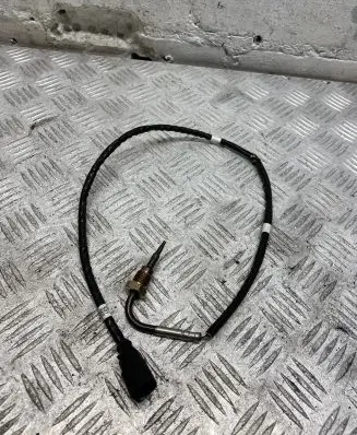 Audi A4 S4 B8 8K Exhaust gas temperature sensor 04L906088