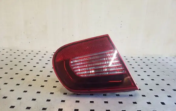 Volkswagen Eos Tailgate rear/tail lights 1Q0945093C