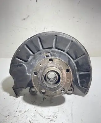 Volkswagen Tiguan Rear wheel hub