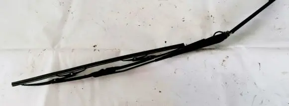 Mitsubishi Outlander Front wiper blade arm