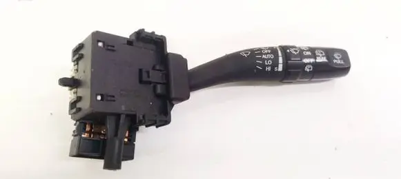 Hyundai Santa Fe Wiper control stalk 202004720