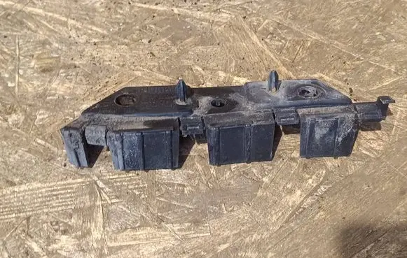 Ford Mondeo MK V Front bumper mounting bracket DS7317D958 D2A3B 2560