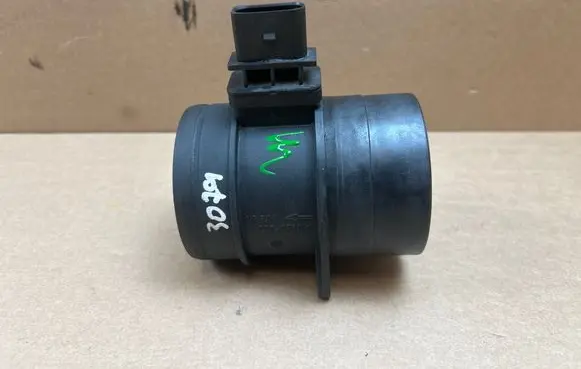 Volkswagen Transporter - Caravelle T5 Mass air flow meter 03G906461C