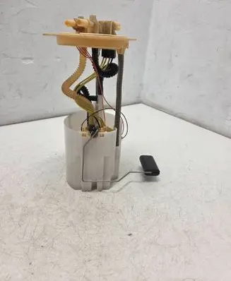Nissan X-Trail T32 In-tank fuel pump 0580204030 170404BE1A R104353AA