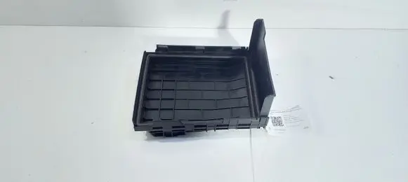 Volkswagen Scirocco Fuse box cover 1K0937132F