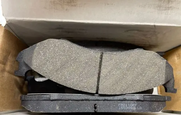 Jeep Grand Cherokee (WJ) Brake pads (front) K4883344AB 4883344AB V1010058AB