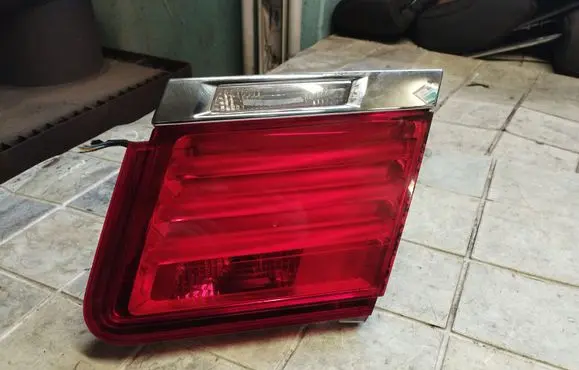 BMW 7 F01 F02 F03 F04 Tailgate rear/tail lights 7182206