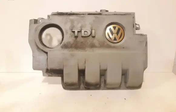 Engine cover (trim)