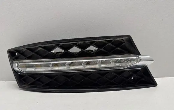 Mercedes-Benz S W221 LED Daytime headlight A2218201756 89206931 ZGS002Q01