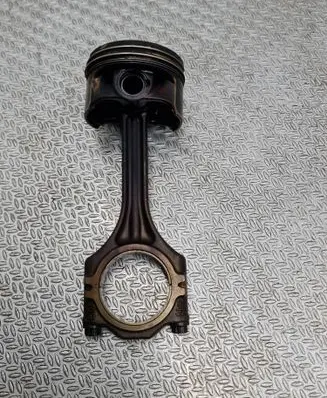Audi A3 S3 8P Piston with connecting rod 