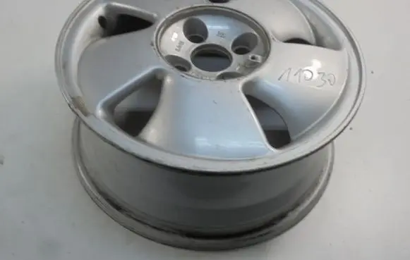 Opel Vectra A R12 alloy rim 