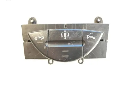 Mercedes-Benz E W211 Parking (PDC) sensor switch 2118217058 03751202