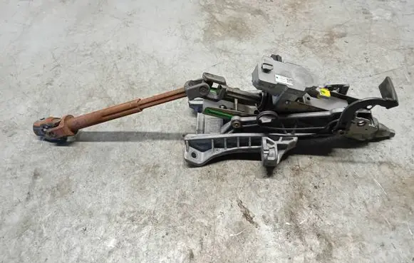 Volvo V50 Steering wheel axle P31202252