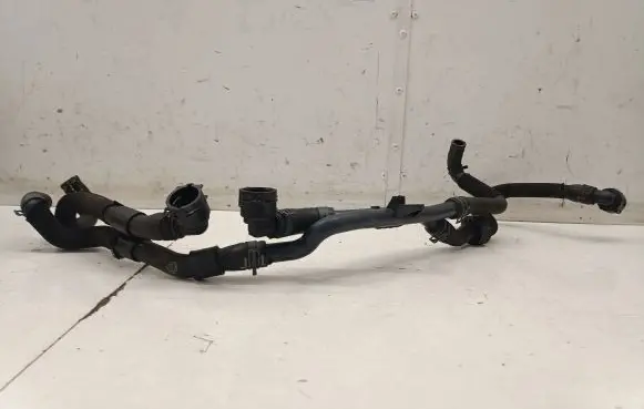 Audi A3 8Y Engine coolant pipe/hose 3Q0121070S