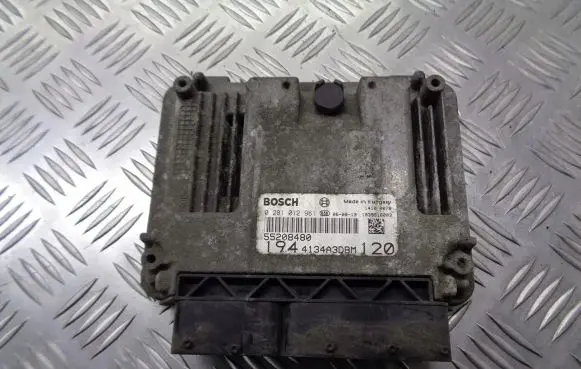 Fiat Croma Engine control unit/module ECU 55208480