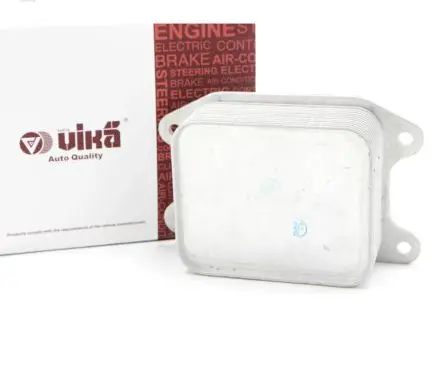 Seat Ibiza IV (6J,6P) Engine oil radiator 04E117021B