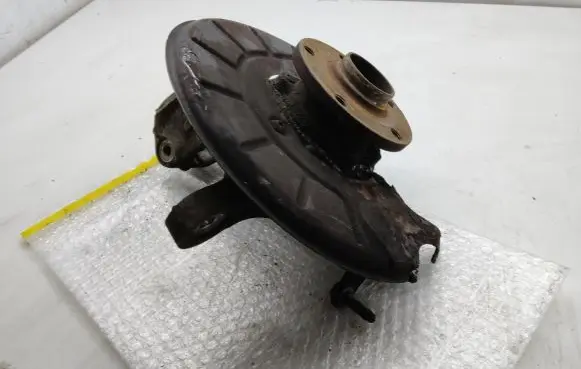 Seat Alhambra (Mk2) Front wheel hub spindle knuckle