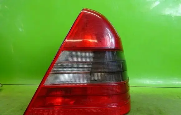 Mercedes-Benz C W202 Rear/tail lights