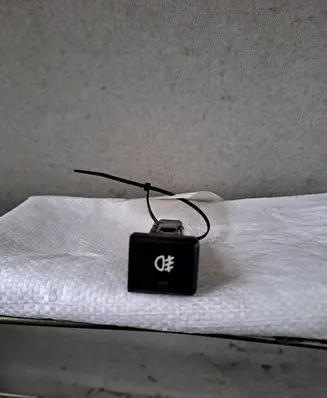 KIA Carens I Fog light switch 