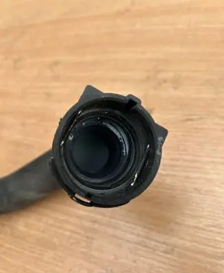 BMW 3 E90 E91 Intercooler pipe mounting bracket 