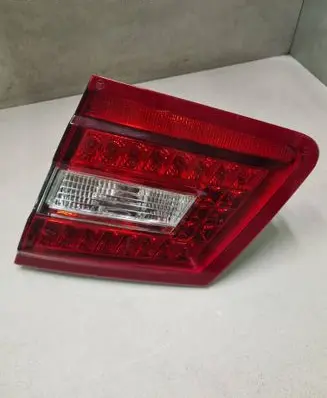 Mercedes-Benz E W212 Tailgate rear/tail lights 33435048