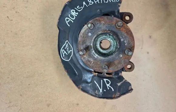 Toyota Auris E180 Front wheel hub spindle knuckle 00000077