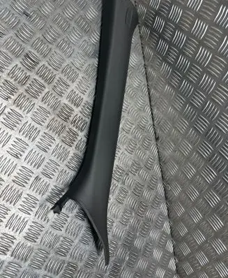 Porsche Macan (95B) (A) pillar trim 95b867233