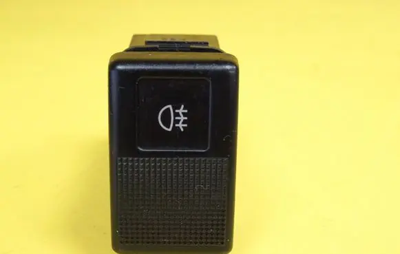Fog light switch