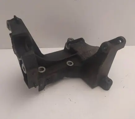 Ford Focus Engine mounting bracket 98FF10239BE