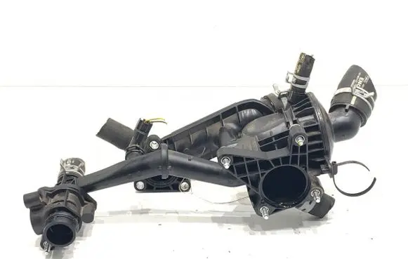 Ford Focus Engine coolant pipe/hose C8W0A