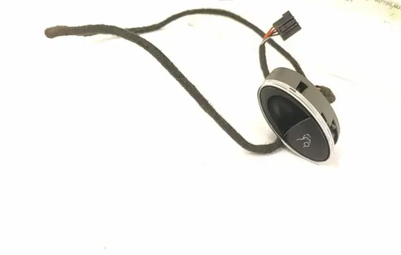 Mercedes-Benz E W211 Tailgate opening switch 2118211151 2118210379