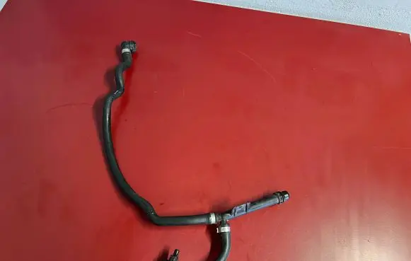 BMW X5 F15 Engine coolant pipe/hose 7576381 7576280