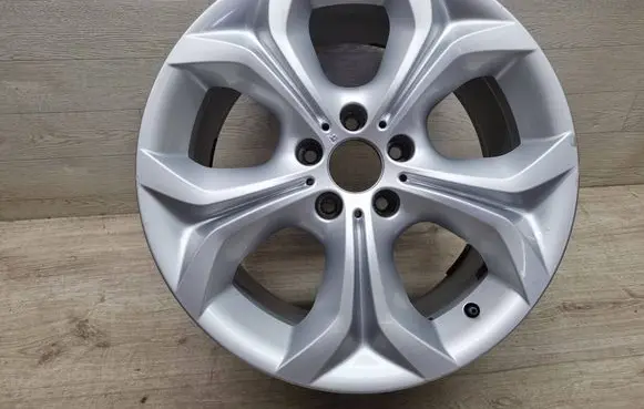 BMW X5 E70 R19 alloy rim 6788009