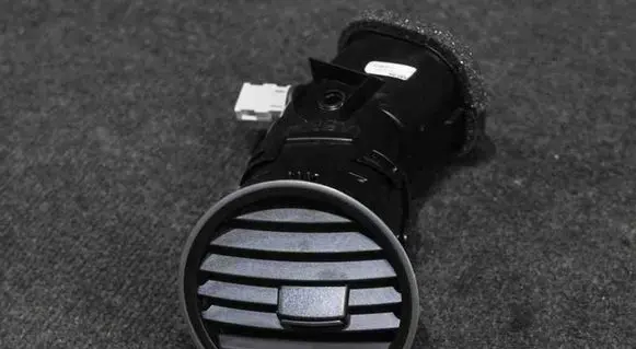 Volkswagen Beetle A5 Dashboard air vent grill cover trim 