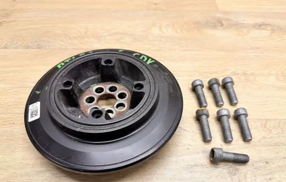Volkswagen Atlas Crankshaft pulley 03H105243P