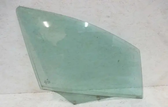 Peugeot 307 Front door window glass four-door 