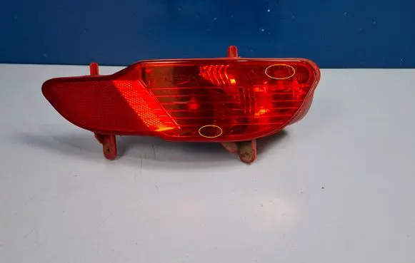 Peugeot 5008 II Rear bumper light 9811981980