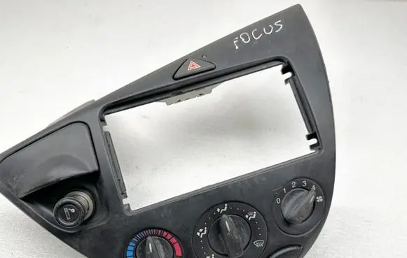 Ford Focus Climate control unit 98ABA046A04GG 44ZG2445