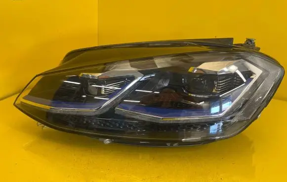 Volkswagen Golf VII Headlight/headlamp 5G1941081B
