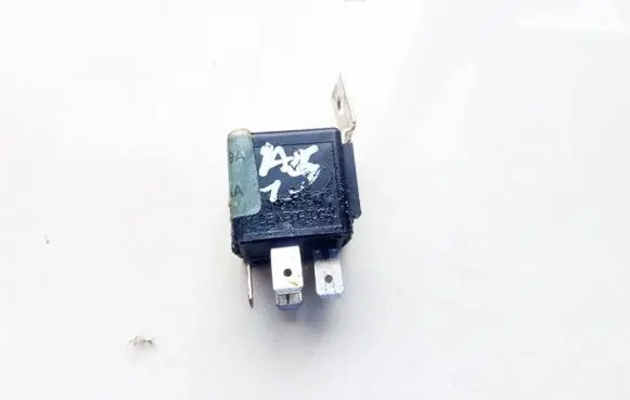 Ford Mondeo Mk III Other relay v23134a1052c643 v23134-a1052-c643