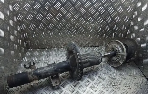 Volkswagen Transporter - Caravelle T5 Front shock absorber/damper