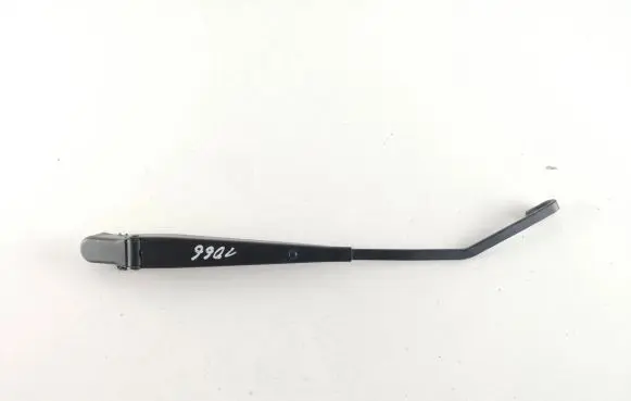 Jeep Wrangler Front wiper blade arm