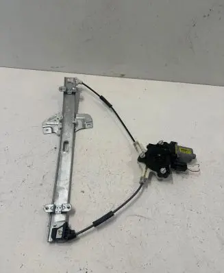 KIA Picanto Front door window regulator with motor 824601Y000 001100465437