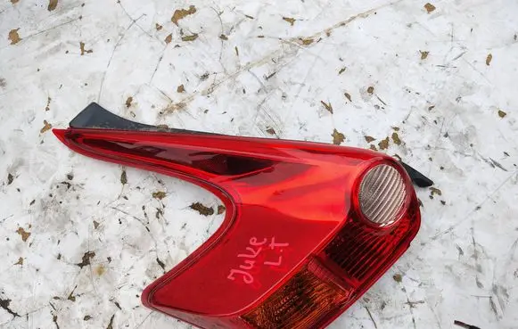 Nissan Juke I F15 Rear/tail lights 