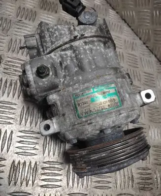 Volkswagen Golf Plus Air conditioning (A/C) compressor (pump) 1K0820803Q