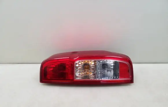 Nissan Navara Rear/tail lights 22016467